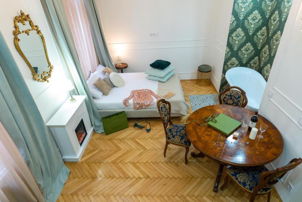 Regina Apartments On Kiraly Street Budapest Exteriör bild